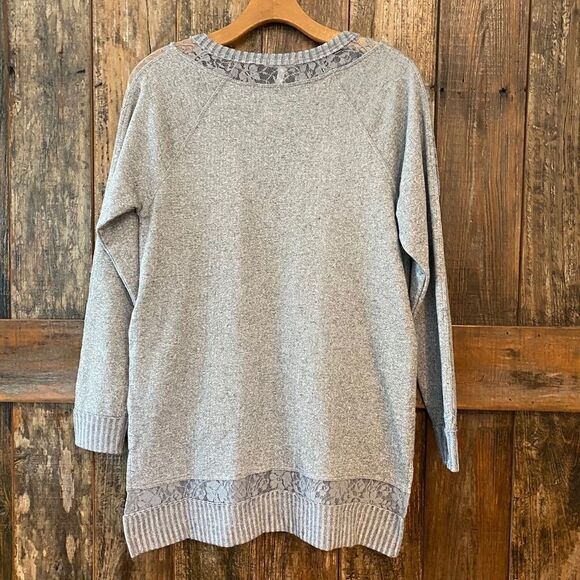 Maurices Sz S NWT Gray Lace Lagenlook Relaxed Fit Cotton Sweater - Picture 9 of 11